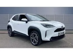 White Used 2024 Toyota Yaris Cross SUV | £26,999 (Fair price)