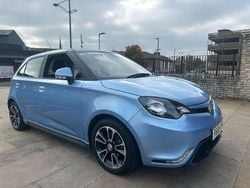 Blue Used 2016 MG MG3 Hatchback | £2,895 (Super price)