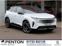 White Used 2024 Peugeot e-3008 GT SUV | £37,490 (Fair price)