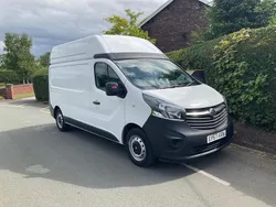 White Used 2017 Vauxhall Vivaro Van | £6,995 (Good price)