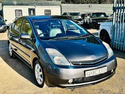 Grey Used 2006 Toyota Prius Hatchback | £4,250 (A bit pricey)