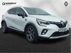 White Used 2024 Renault Captur Techno SUV | £16,390 (Fair price)