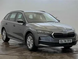 Graphite grey metallic New 2024 Skoda Octavia SE Technology Estate | £22,395 (Good price)