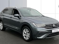 Used 2024 VW Tiguan Allspace Life SUV | £22,259 (Good price)