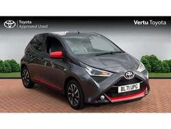 Grey Used 2022 Toyota Aygo Trend Hatchback | £10,999 (Good price)