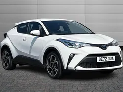 Pure white Used 2022 Toyota C-HR Design SUV | £20,895 (Fair price)