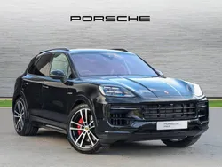 Chromite black metallic New 2025 Porsche Cayenne S E-Hybrid SUV | £92,500
