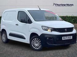 White Used 2021 Peugeot Partner Premium MPV | £9,899 (Fair price)