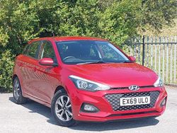 Red Used 2019 Hyundai i20 SE Hatchback | £9,998 (Fair price)