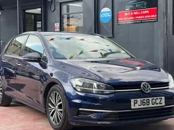 Blue Used 2018 VW Golf VII SE Hatchback | £12,489 (Good price)