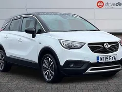 Brilliant paint summit white Used 2018 Vauxhall Crossland X Elite SUV | £8,924 (Fair price)