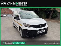 White Used 2020 Peugeot Partner MPV | £8,774 (Fair price)