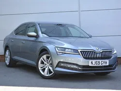 Business grey Used 2019 Skoda Superb SE L Hatchback | £12,995 (Fair price)