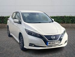 White Used 2019 Nissan Leaf Acenta Hatchback | £9,490 (Fair price)