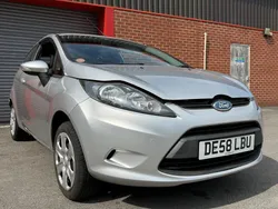 Silver Used 2009 Ford Fiesta Style Hatchback | £1,895 (Fair price)