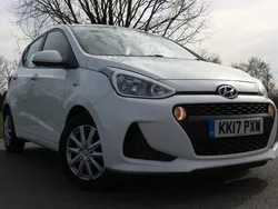 White Used 2017 Hyundai i10 SE Hatchback | £6,800 (Fair price)