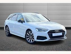 White Used 2022 Audi A4 Sport Estate | £27,470 (Fair price)