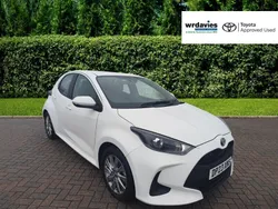 White Used 2023 Toyota Yaris Hybrid Hatchback | £17,495 (Fair price)