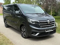 Grey Used 2022 Renault Trafic Van | £19,995 (Fair price)