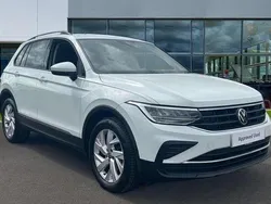 White Used 2022 VW Tiguan Life SUV | £21,714 (Fair price)