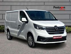 White New 2025 Renault Trafic Van | £29,448