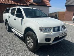 White Used 2014 Mitsubishi L200 Pickup | £6,750 (A bit pricey)