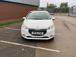 White Used 2014 Peugeot 208 Active Hatchback | £1,699 (Super price)