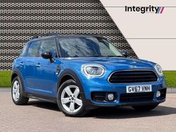 Blue Used 2017 Mini Cooper Countryman SUV | £13,970 (Fair price)