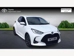 White Used 2024 Toyota Yaris Hybrid Design Hatchback | £17,413 (Good price)