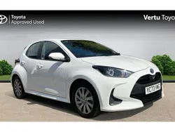 White Used 2023 Toyota Yaris Hybrid Hatchback | £16,870 (Good price)