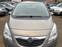 Brown Used 2011 Vauxhall Meriva MPV | £1,350 (Good price)