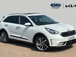 White Used 2019 Kia Niro 2 SUV | £15,495 (Fair price)