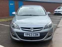 Silver Used 2014 Vauxhall Astra Elite Hatchback | £2,499 (Super price)