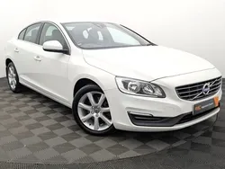 White Used 2017 Volvo S60 SE Sedan | £11,999 (Fair price)