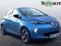 Blue Used 2017 Renault Zoe Dynamique Hatchback | £5,995 (A bit pricey)
