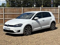 White Used 2015 VW Golf VII GTE Hatchback | £10,300 (Fair price)