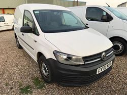 White Used 2020 VW Caddy Startline MPV | £8,550 (Fair price)