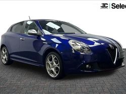 Blue Used 2019 Alfa Romeo Giulietta Hatchback | £11,100 (A bit pricey)