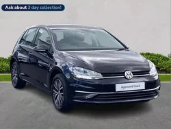 Black Used 2018 VW Golf VII SE Hatchback | £13,672 (Fair price)