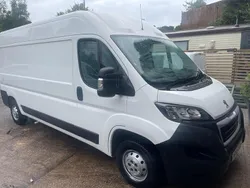 White Used 2020 Peugeot Boxer Van | £8,995 (Fair price)