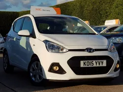 White Used 2015 Hyundai i10 SE Hatchback | £6,995 (A bit pricey)