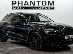 Black Used 2021 Audi e-tron Comfort SUV | £41,490