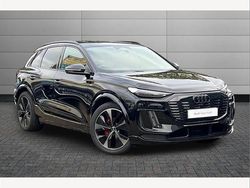 Mythos black Used 2025 Audi Q6 e-tron Advanced SUV | £61,450 (Fair price)