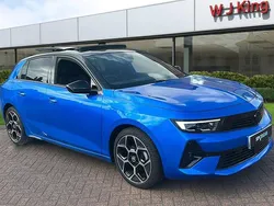 Blue Used 2024 Vauxhall Astra Ultimate Hatchback | £23,195 (Fair price)