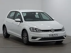 White Used 2018 VW Golf VII SE Hatchback | £11,698 (Fair price)