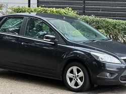 Black Used 2010 Ford Focus Zetec Hatchback | £1,850 (Fair price)