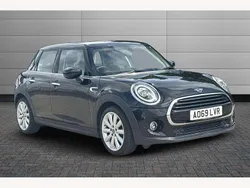 Black Used 2019 Mini Cooper Classic Hatchback | £10,495 (Good price)