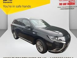 Black Used 2018 Mitsubishi Outlander P-HEV SUV | £9,988 (Fair price)