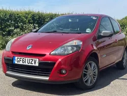 Red Used 2011 Renault Clio II Dynamique Hatchback | £3,495 (A bit pricey)