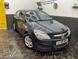 Blue Used 2009 Vauxhall Astra Active Hatchback | £1,690 (Expensive)